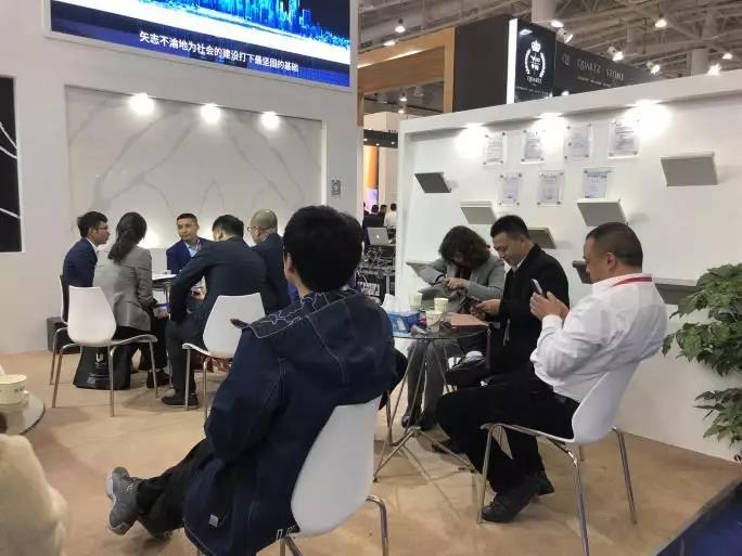 廈門(mén)石材展開(kāi)幕，領(lǐng)尚石英石吸引世界目光