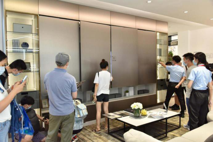 廣州建博會(huì) | 第1天，打卡領(lǐng)尚品牌館，邂逅美好生活另一面