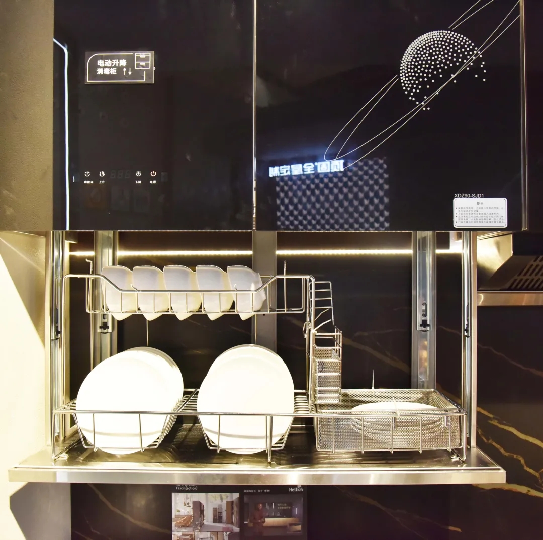 廣州建博會 | 領(lǐng)尚家居發(fā)掘生活之美，打造潮流智能家居