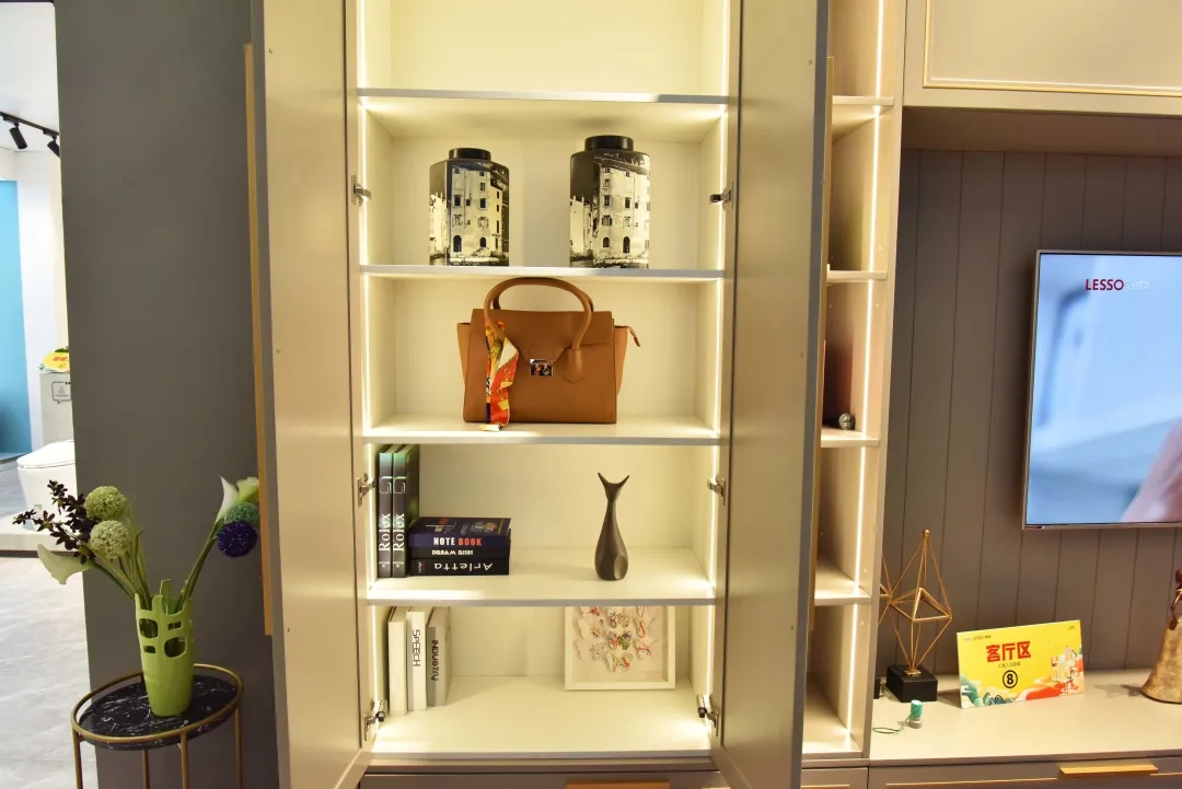 廣州建博會 | 領(lǐng)尚家居發(fā)掘生活之美，打造潮流智能家居