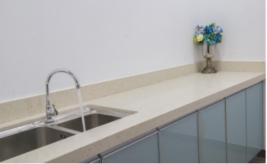 石英石價格的決定因素有哪些，如何選擇經濟實惠的產品？