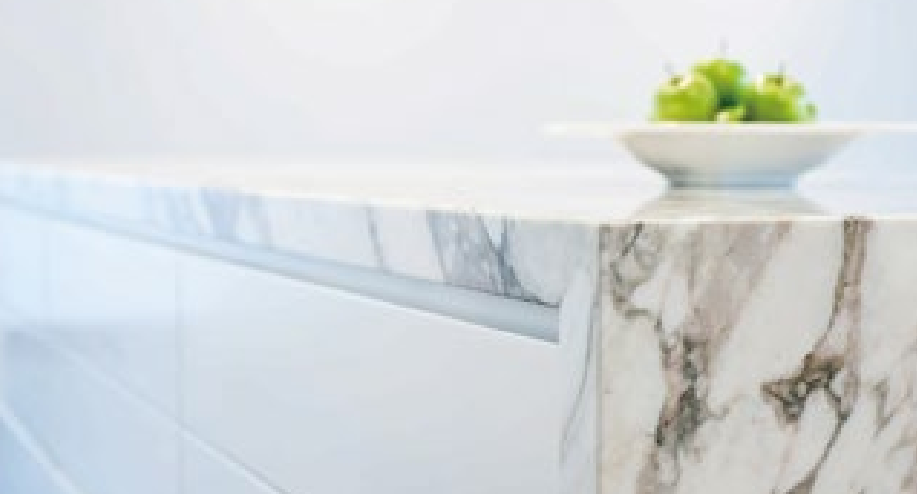 30多道工序，光亮易潔